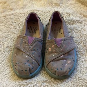 TOMS Tiny Alpargata ahoes